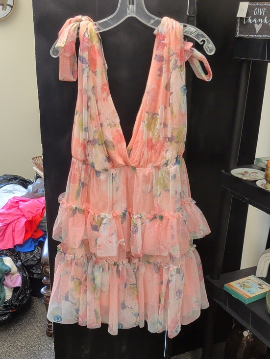 En Creme Dresses & Skirts - En Creme Floral Peach Tiered Ruffle Mini Dress
